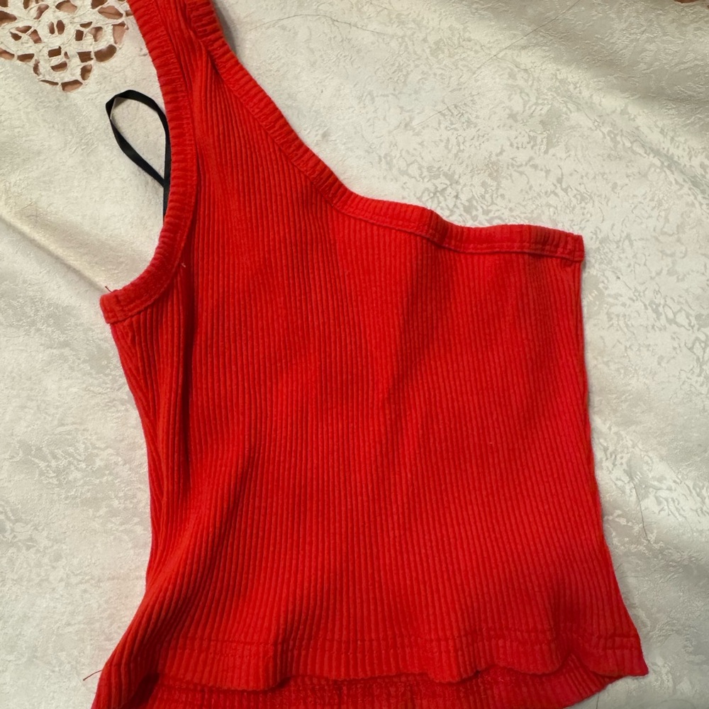 Red Ribbed One-Shoulder Top